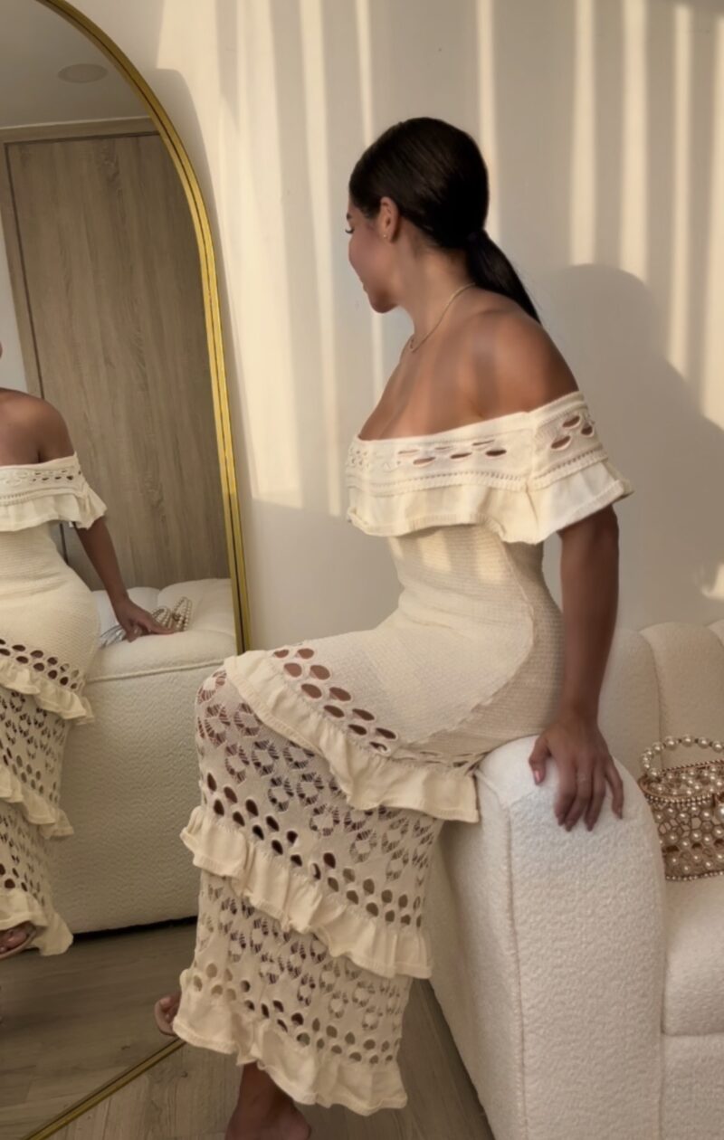 VESTIDO HILO CREMA REF:4695 T.U