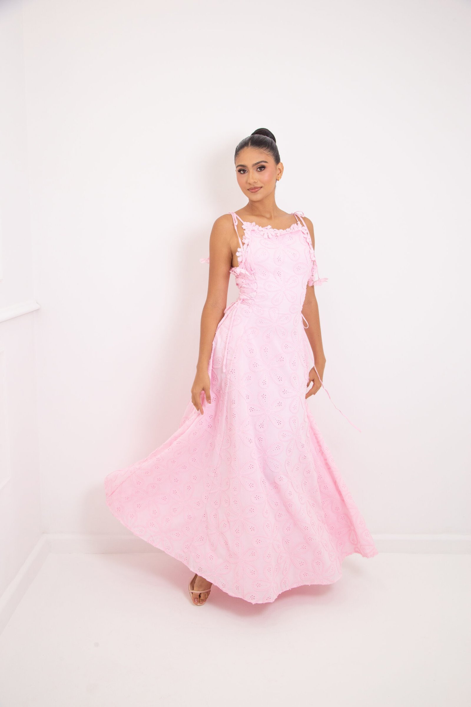 VESTIDO OJALILLO ROSA REF:14863