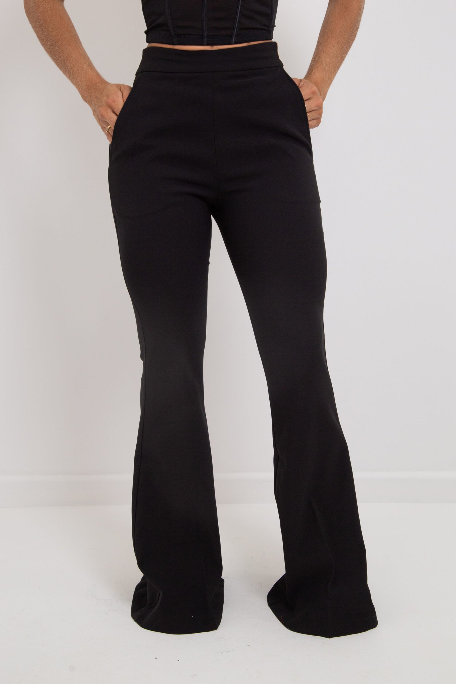 PANTALON NEGRO REF:102